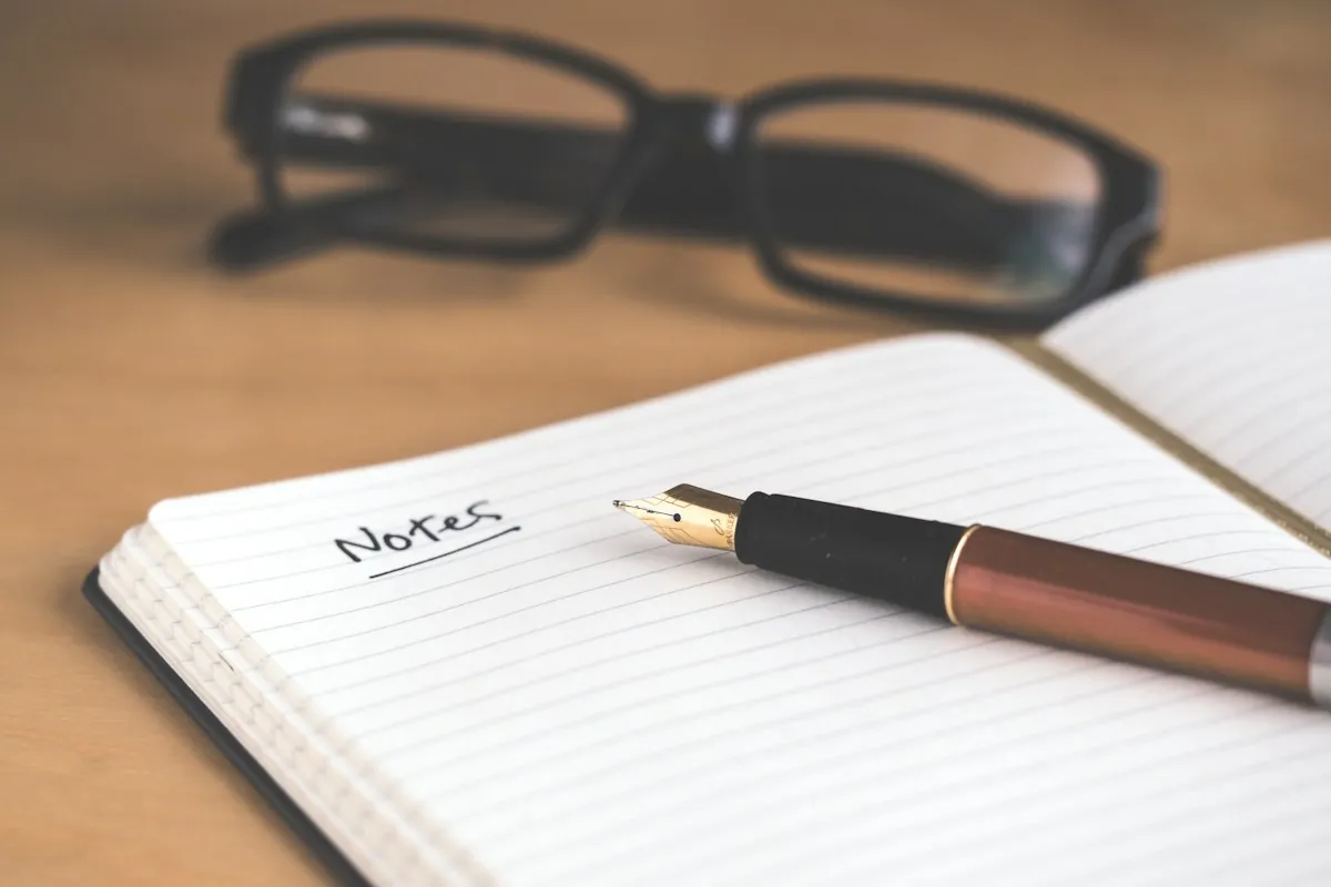 Business card design process: planning, stationery and visual layout